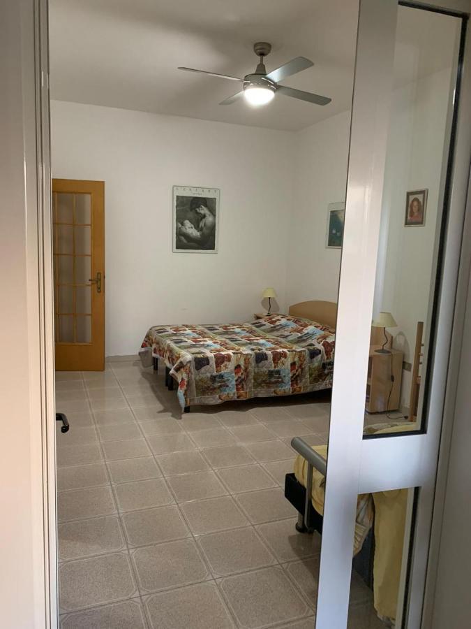 Villa Monica Appartamenti Vieste Exterior foto