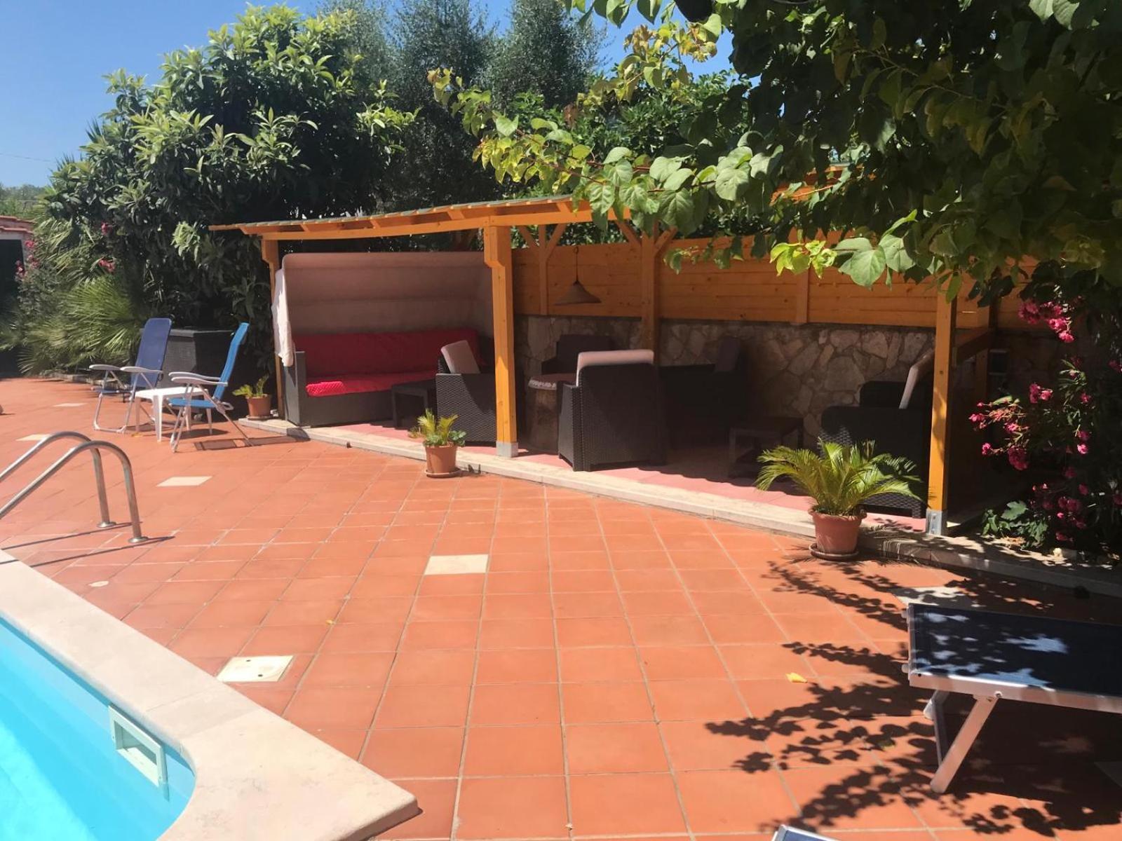 Villa Monica Appartamenti Vieste Exterior foto