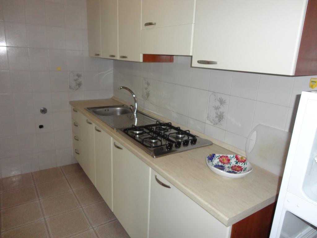 Villa Monica Appartamenti Vieste Zimmer foto